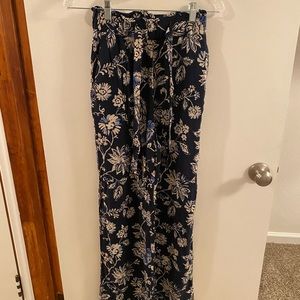 Blue & white floral pants